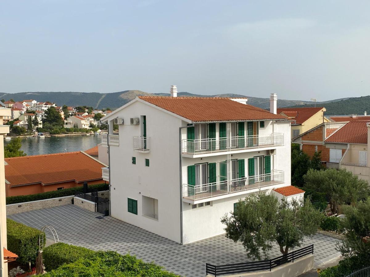 Apartments Pulic Жаборич Экстерьер фото