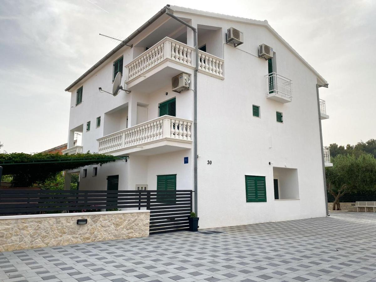 Apartments Pulic Жаборич Экстерьер фото
